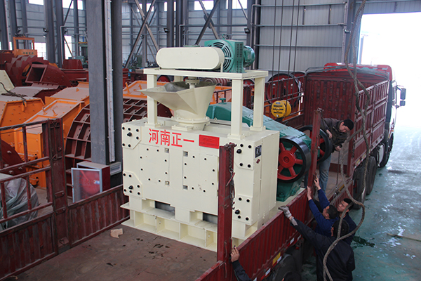 650壓球機發(fā)貨現(xiàn)場